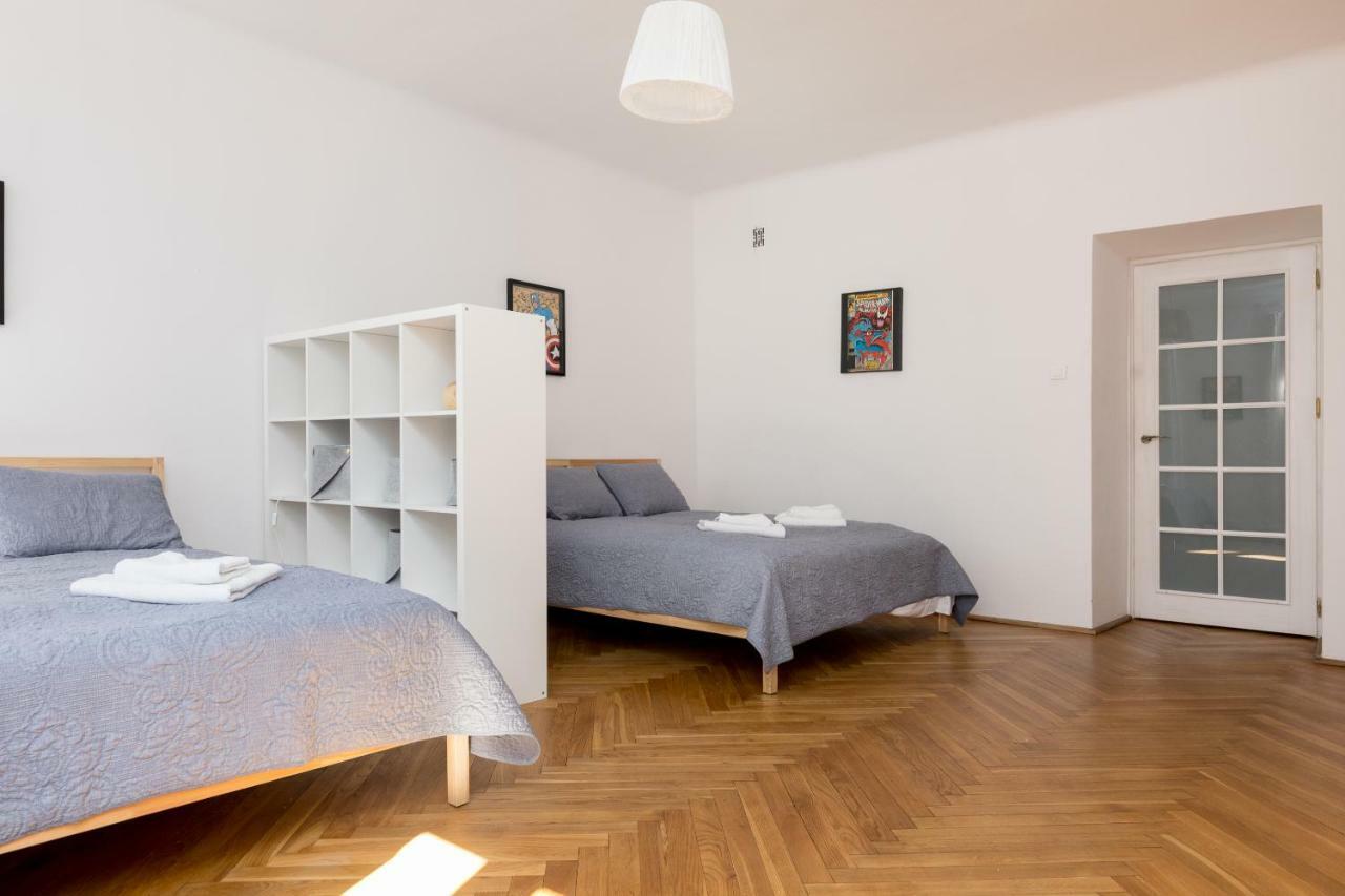 Royal Route Apartment For 10 People Warszawa Zewnętrze zdjęcie