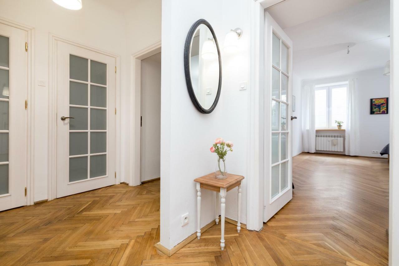 Royal Route Apartment For 10 People Warszawa Zewnętrze zdjęcie