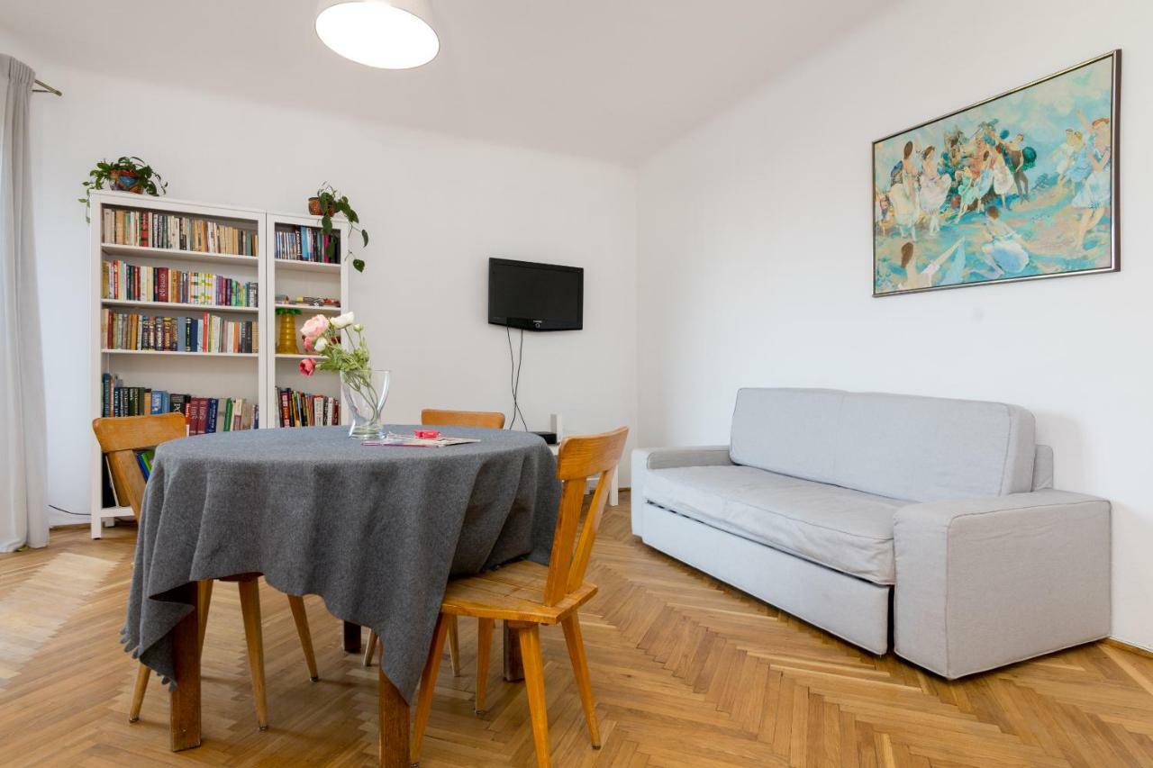 Royal Route Apartment For 10 People Warszawa Zewnętrze zdjęcie